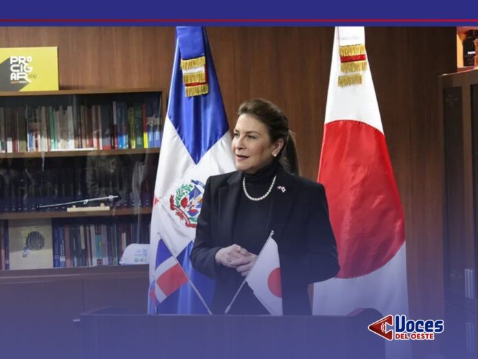 Untitled (320 x 180 px) (12 x 12 in) (8 x 8 in) (8 x 4 in) (8 x 6 in)-18